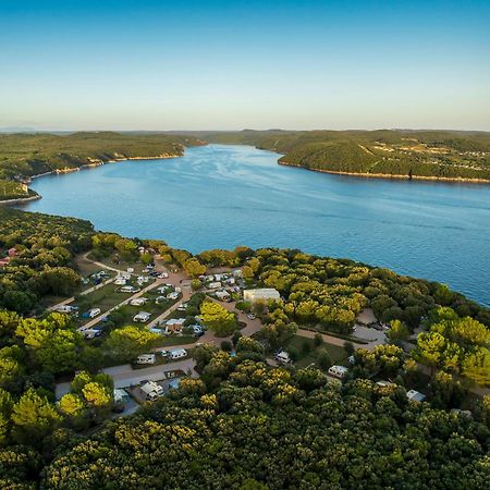 Maistra Camping Koversada Uncovered Naturist Pitches ヴルサル エクステリア 写真