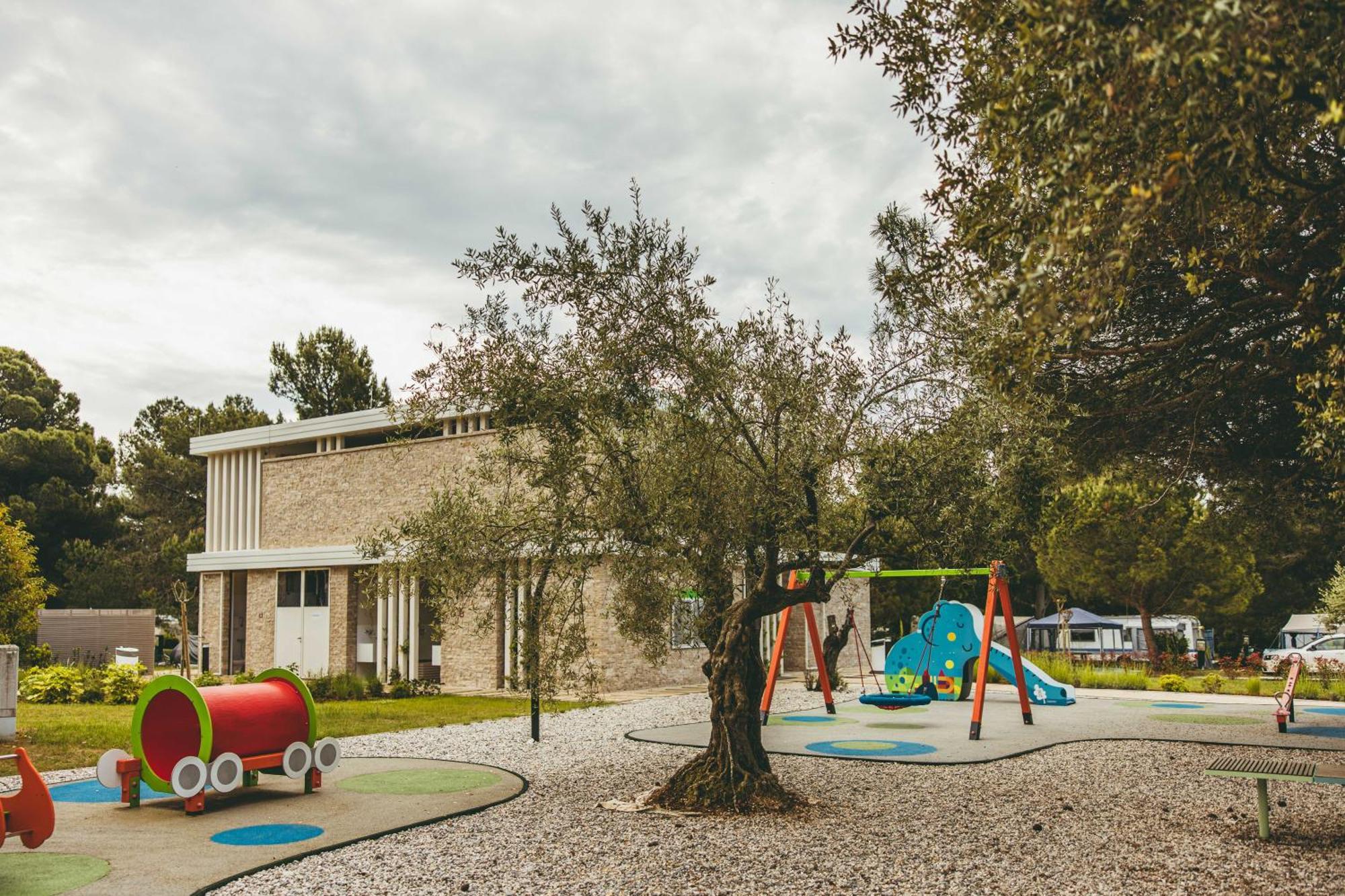 Maistra Camping Koversada Uncovered Naturist Pitches ヴルサル エクステリア 写真
