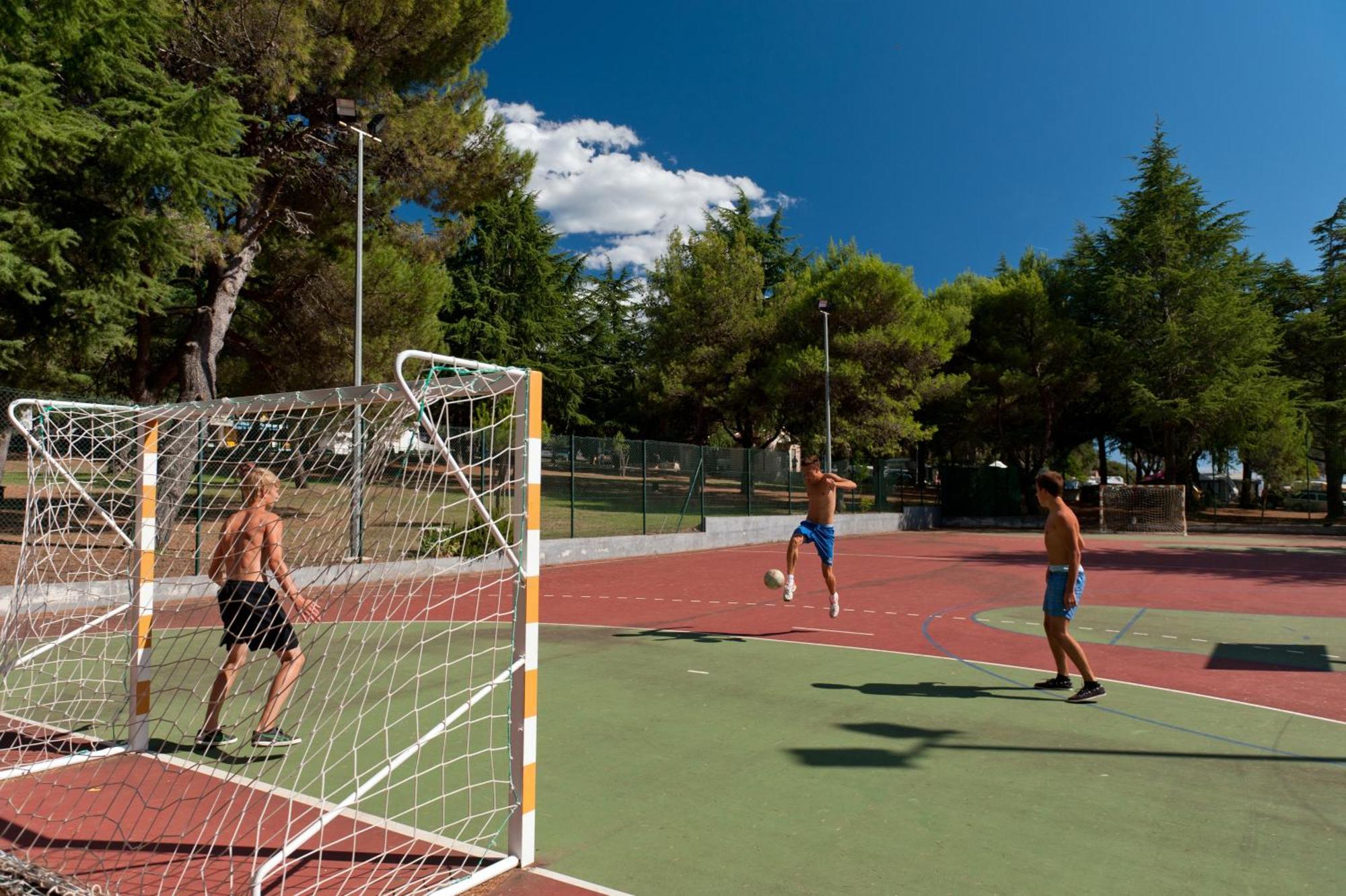 Maistra Camping Koversada Uncovered Naturist Pitches ヴルサル エクステリア 写真